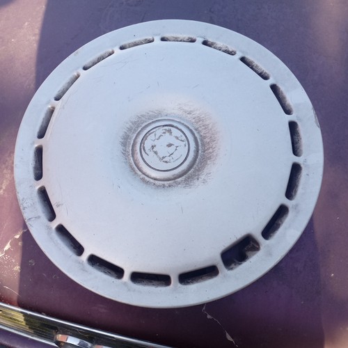 Audi 100 wheel trim - audi,