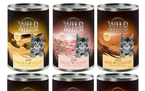 Wild freedom kitten - kitten, chicken