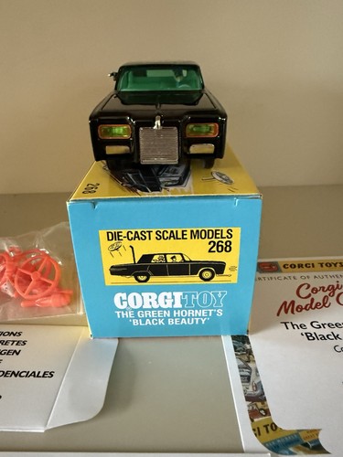 Corgi 268 green hornet - corgi, black