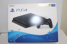 Sony PlayStation 4 Slim PS4