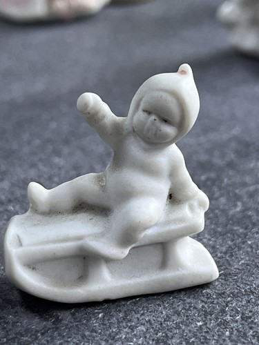 Rare victorian bisque - rare, sitting