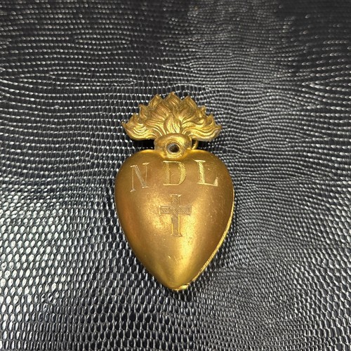 Antique reliquary heart of - /,