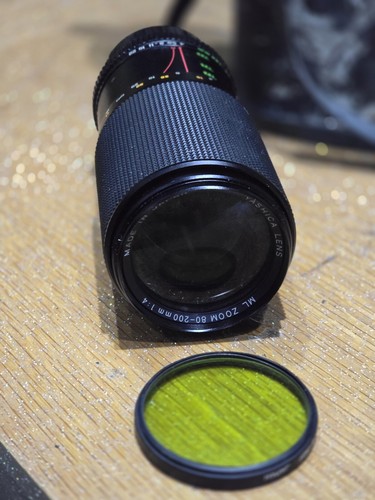 Yashica 200mm 1 - ml, 80-200mm