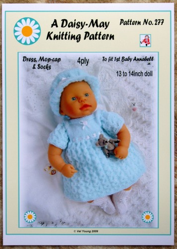 Dolls knitting pattern no - pattern,