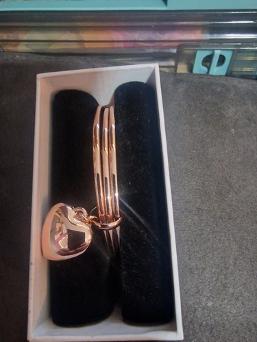Buckingham jewellery rose - buckingham,