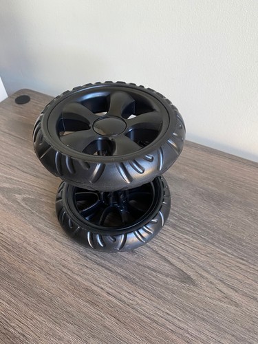 Front wheel for - for, chicco