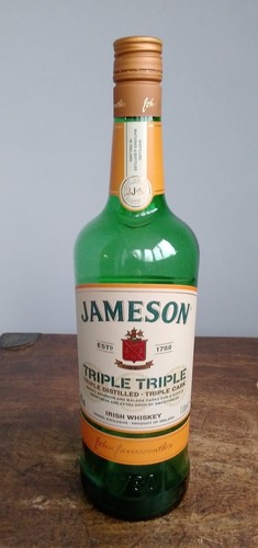Jameson irish whiskey empty - jameson,