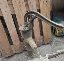 Vintage Cast Iron Hand Water Pump Rustic Garden reclaimed . 