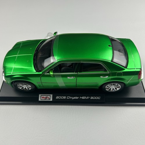 2005 chrysler hemi 300c green - chrysler,