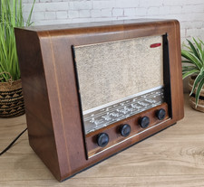 Vintage PYE Wooden Valve Radio