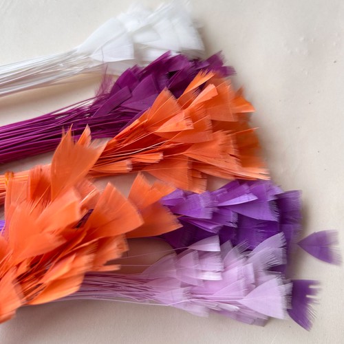Triangle cutting feathers - feathers, 80