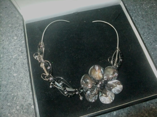Mother pearl wired - pearl,