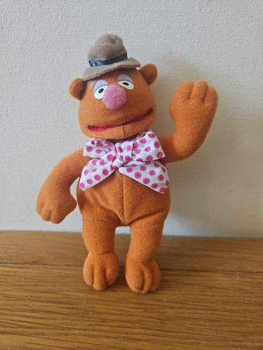Vintage fozzie bear - 2002, uk