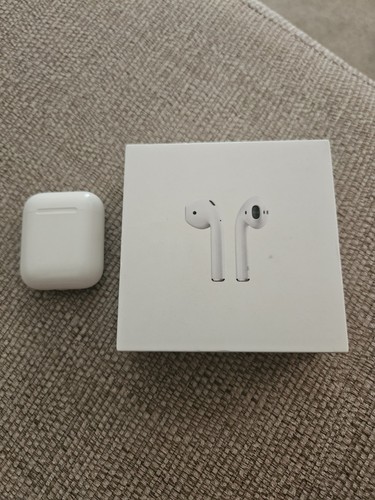 Airpods 2nd gen but case - , it