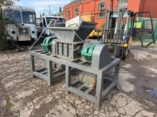 Waste shredder, twin shaft, preshredder, granulator