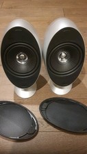 2 KEF HTS 3001 Speakers -