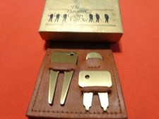 ANTIQUE  EXECUTIVE GOLF SET