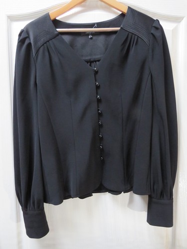 Jaeger semi fitted blouse - semi,