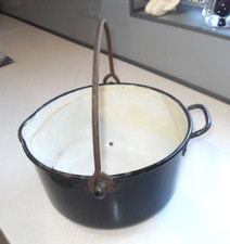 Vintage Gypsy Traveller enamel cauldron cooking pot Iron Handle For Open Fire