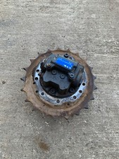 excavator final drive motor Hitachi zx30 kyb motor look spares or repairs parts