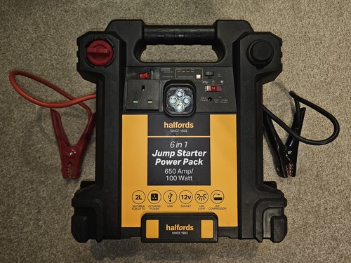 Halfords jump starter - 6-in-1,