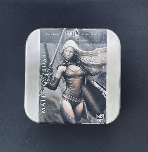 Nocturna models luis royo - models,