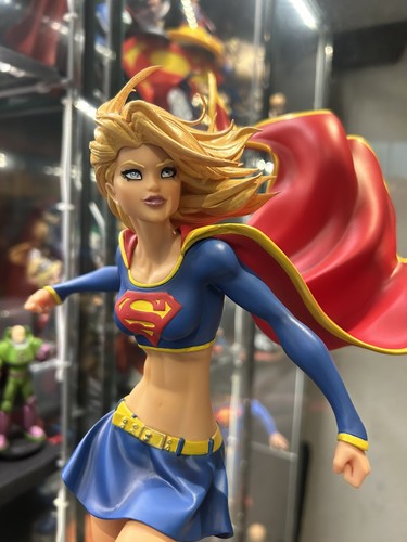 Designer series supergirl - dc,