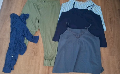 Ladies clothes bundle size - bundle,