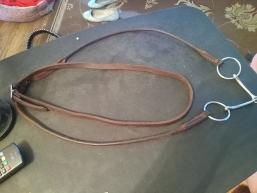 Bridoon bradoon hanger victor - bridoon,