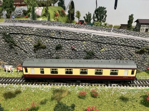 Hornby corridor coach - corridor,
