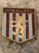 ASTON VILLA BADGE AEW VINTAGE