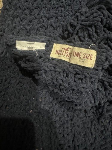 Hollister navy blue big - , scarf