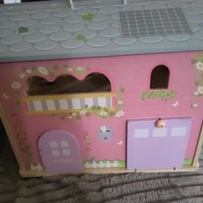 Wooden Carry Dolls House With