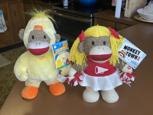 Gemmy dancing monkey town - dancing,