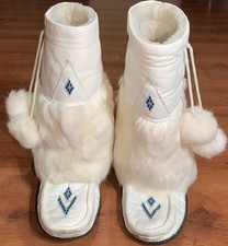 VTG manitobah mukluks white NO