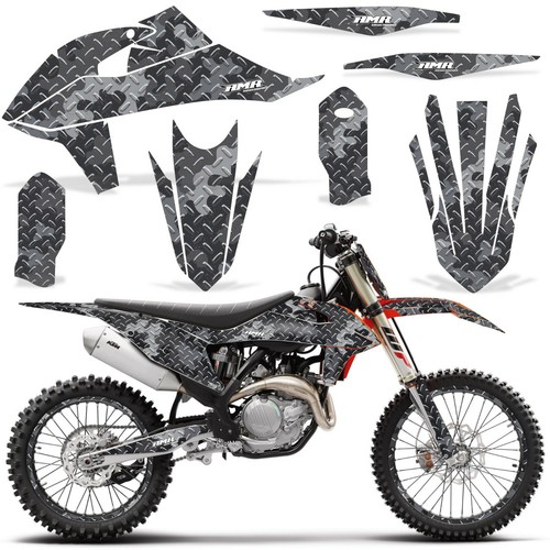 Graphics with rim decals - with,