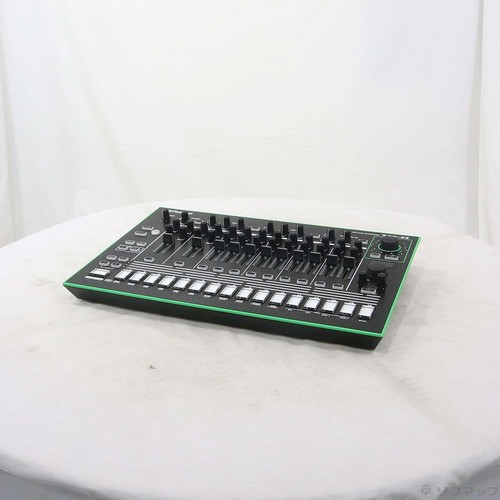 Roland aira rhythm - roland, tr-8