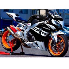 UK Injection Mold White Black