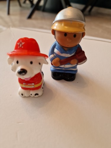Little people fisher price - little,