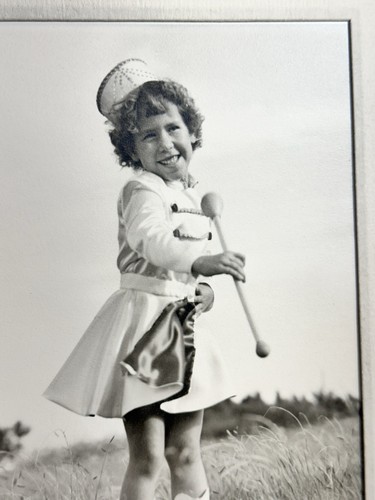 Mounted card photo girl - mounted,