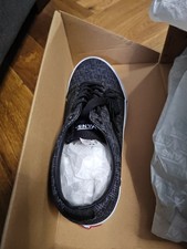A New VANS Ward Men's Trainers