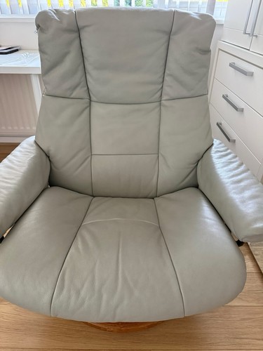 Ekornes leather recliner - ekornes,