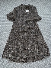 NWT Womens Apricot Dress, Size