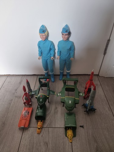 Thunderbird figures 30cm - 30cm, tall