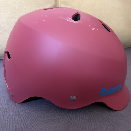 Bee adult helmet size - bee,
