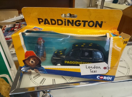 Corgi cc85925 paddington bear - corgi,