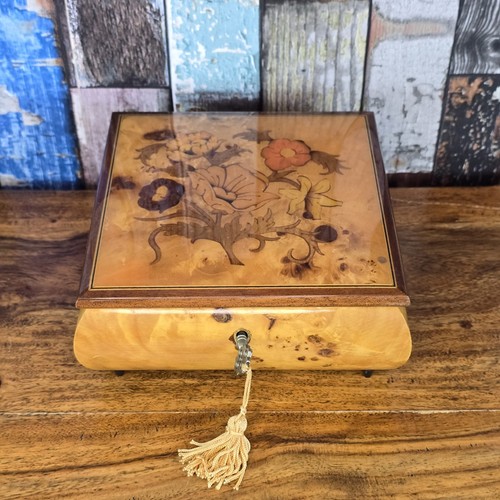 Vintage sorrento musical wood - sorrento,