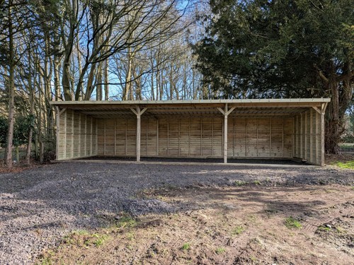 X36 pent open - pent, fronted