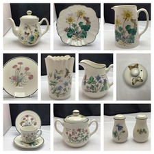Prinknash Pottery Florabunda