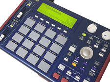 AKAI professional MPC1000 Blue